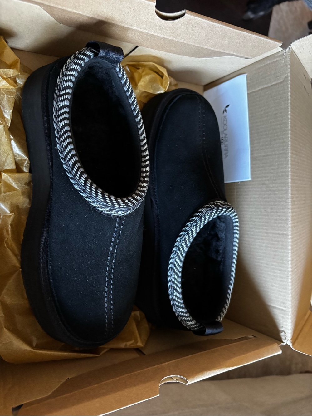 Koolaburra Black Slip-On Cozy Loafers with Patterned Trim